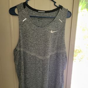 Womens Nike Running Shirt Size Large